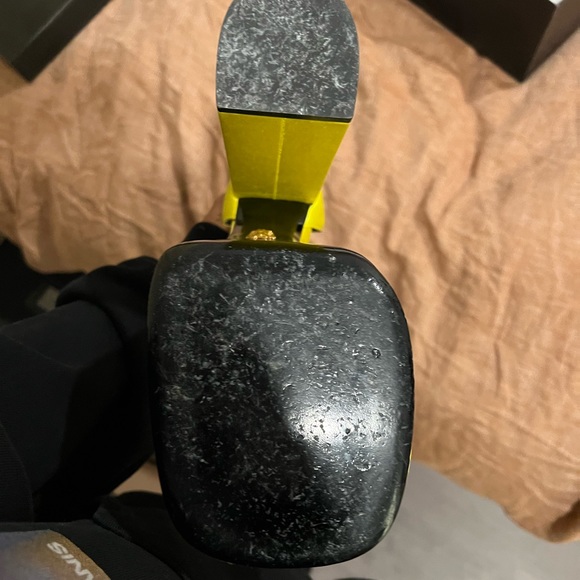 Versace medusa satin platform pumps yellow size 39 - Picture 5 of 8